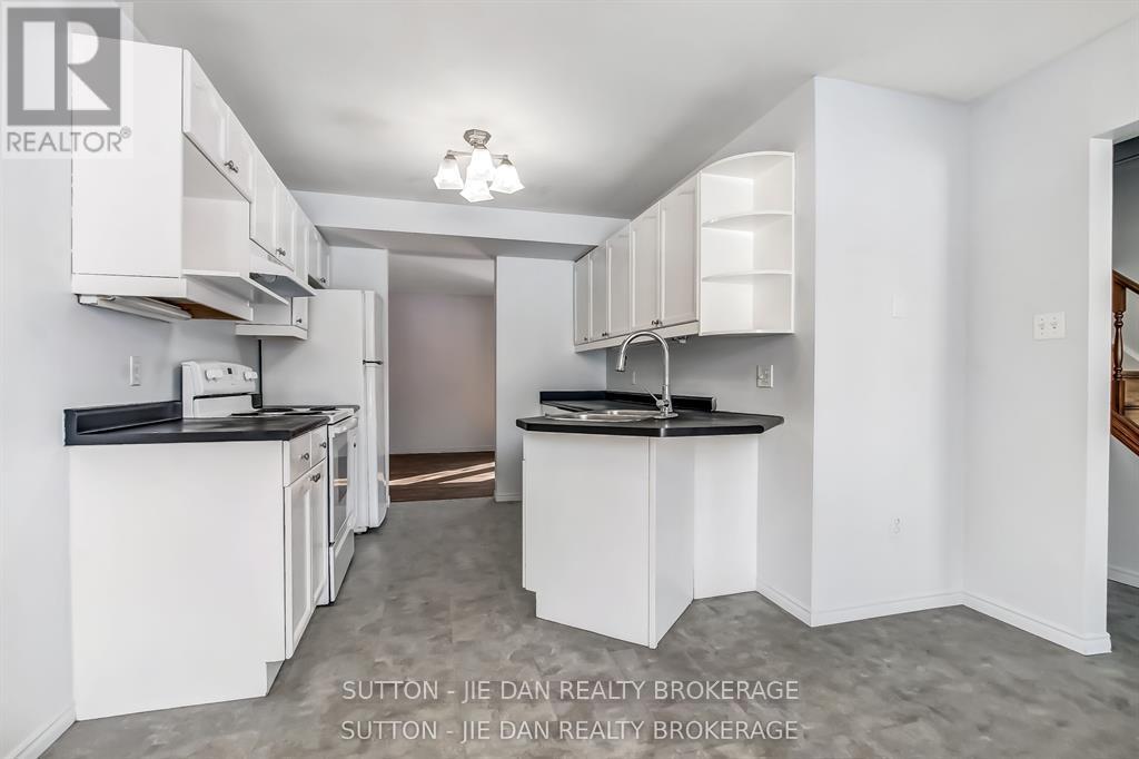 63 - 70 Chapman Court, London North, Ontario  N6G 4Z9 - Photo 4 - X12757774