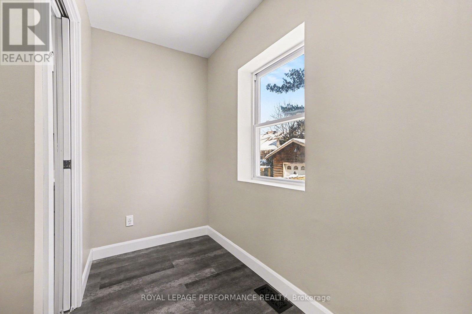 975 Sheridan Avenue, Ottawa, Ontario  K1Z 6M4 - Photo 12 - X12756648