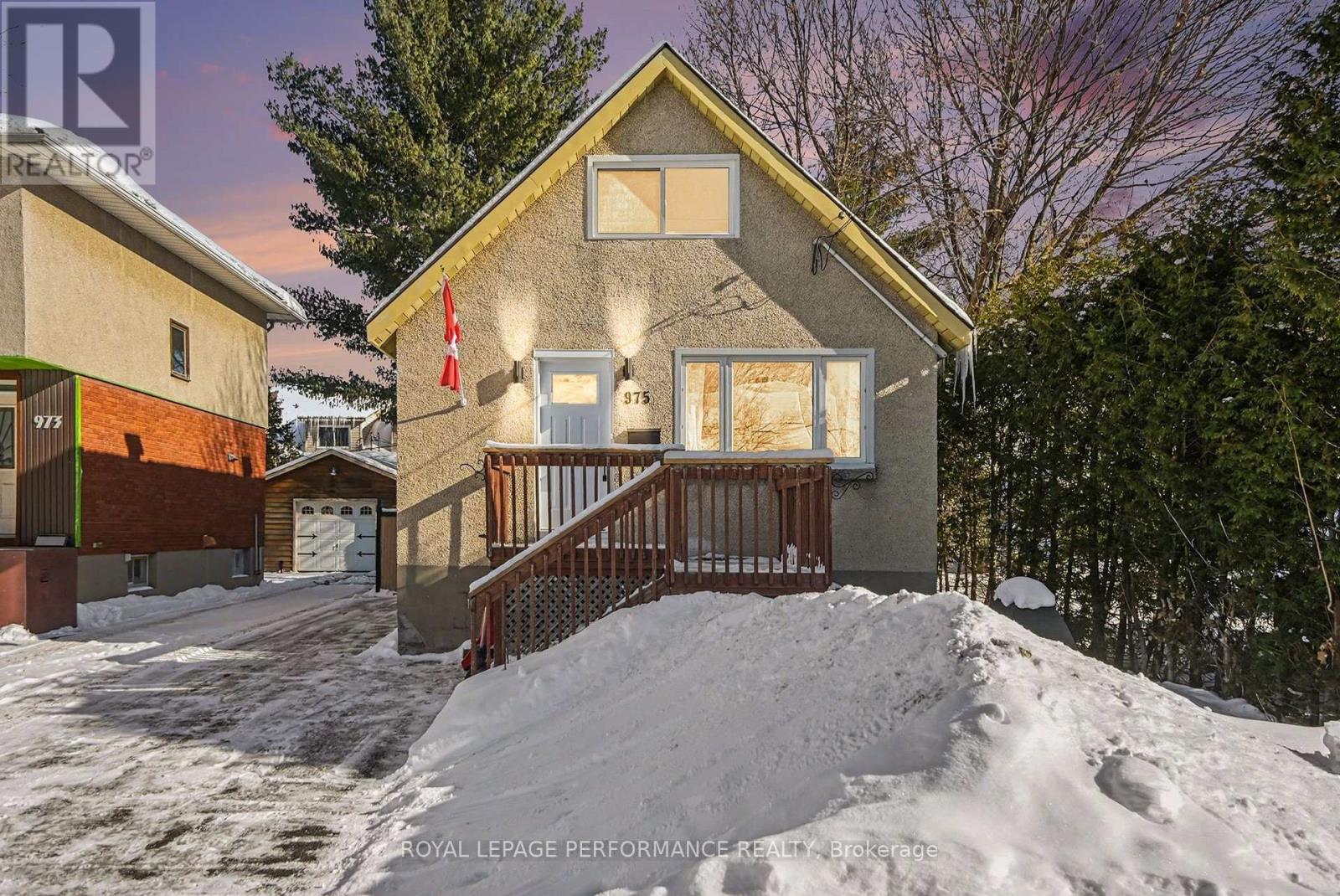 975 Sheridan Avenue, Ottawa, Ontario  K1Z 6M4 - Photo 3 - X12756648