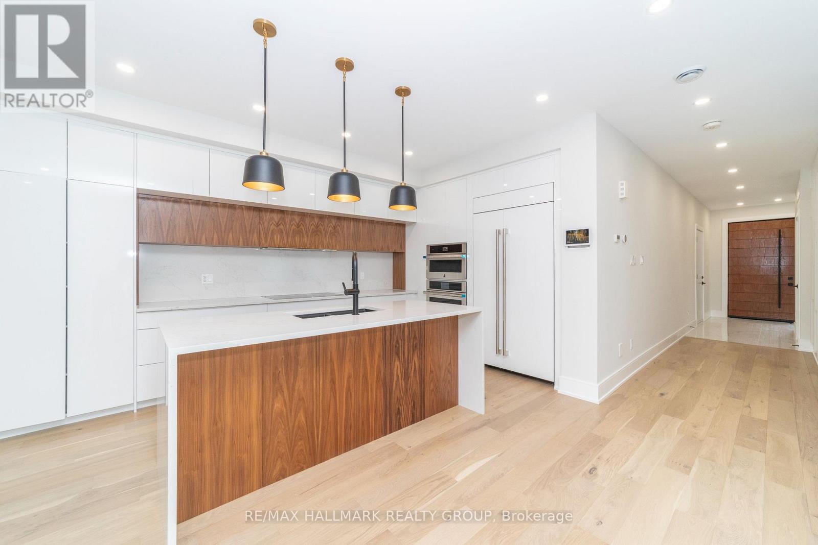 A - 185 Carleton Avenue, Ottawa, Ontario  K1Y 0J5 - Photo 6 - X12756668