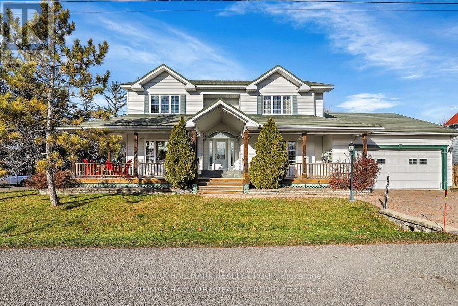 469 Duchess Avenue, Ottawa, Ontario  K2A 1Y4 - Photo 2 - X12756710