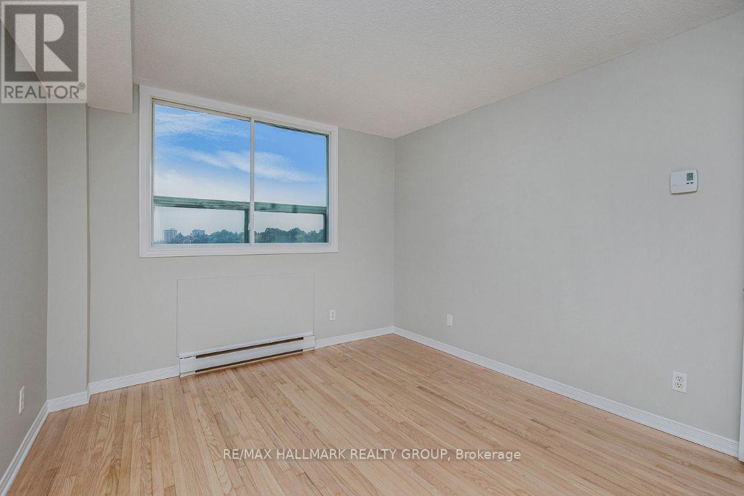 511 - 1440 Heron Road, Ottawa, Ontario  K1V 0X2 - Photo 11 - X12756814