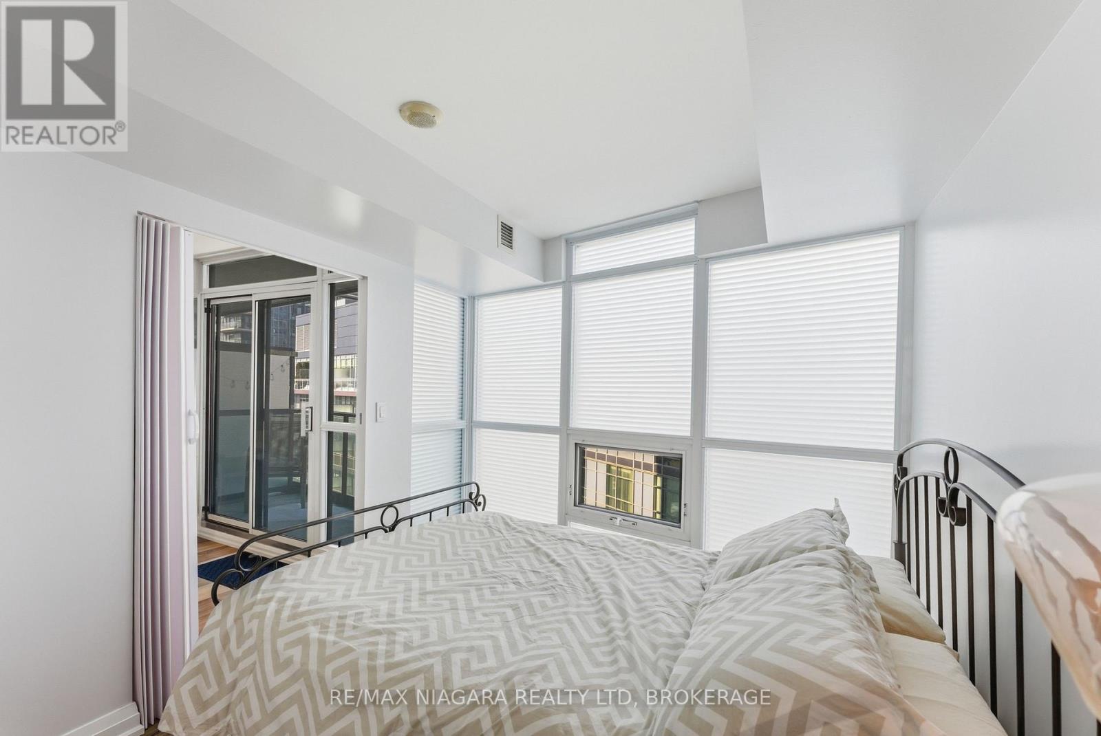 1601 - 600 Fleet Street, Toronto (Niagara), Ontario  M5V 1B7 - Photo 15 - C12756654