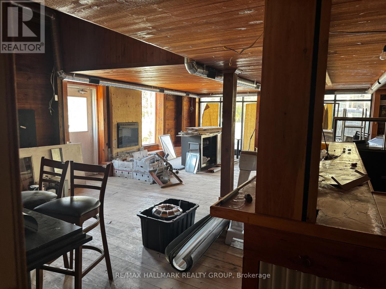 8228 Victoria Street, Ottawa, Ontario  K0A 2P0 - Photo 6 - X12756982