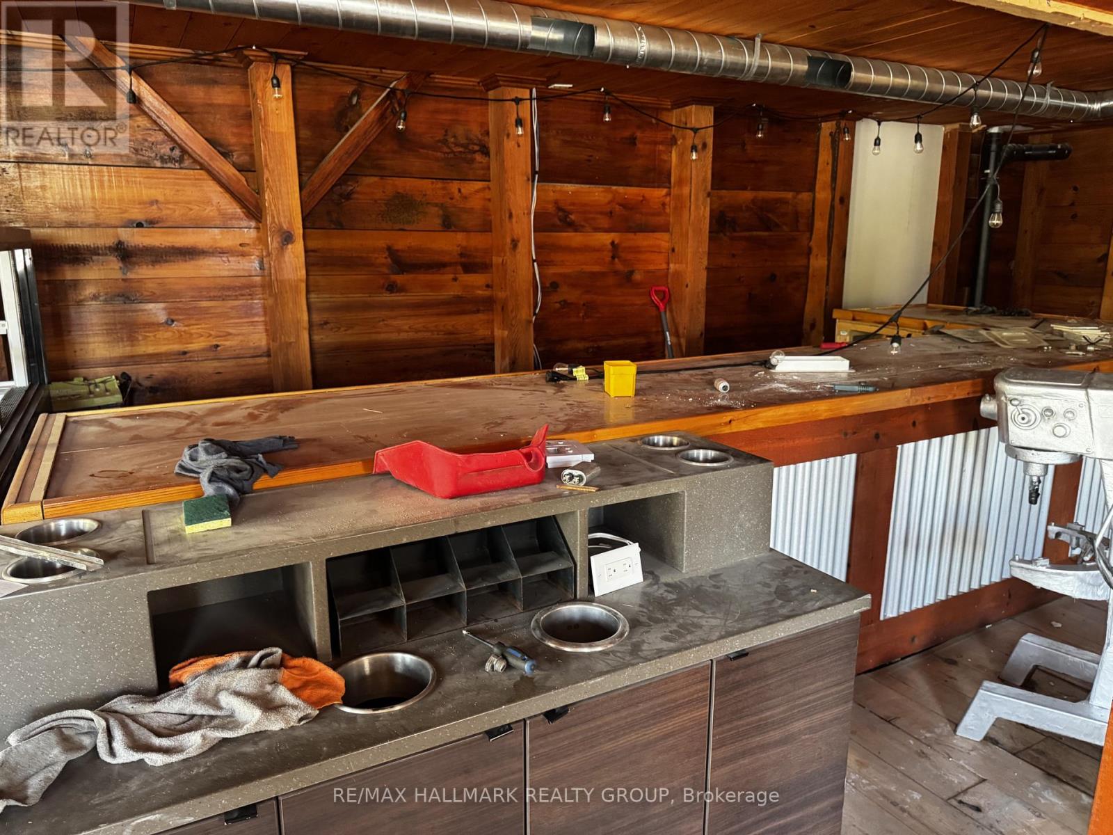 8228 Victoria Street, Ottawa, Ontario  K0A 2P0 - Photo 11 - X12756982