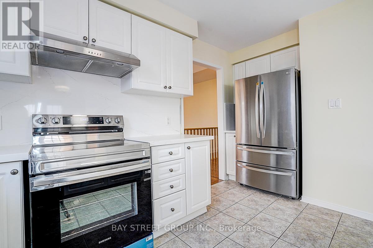 1021 Trail Valley Drive, Oshawa, Ontario  L1K 2W3 - Photo 19 - E12757942