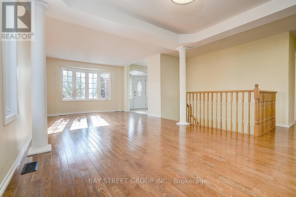 1021 Trail Valley Drive, Oshawa, Ontario  L1K 2W3 - Photo 9 - E12757942