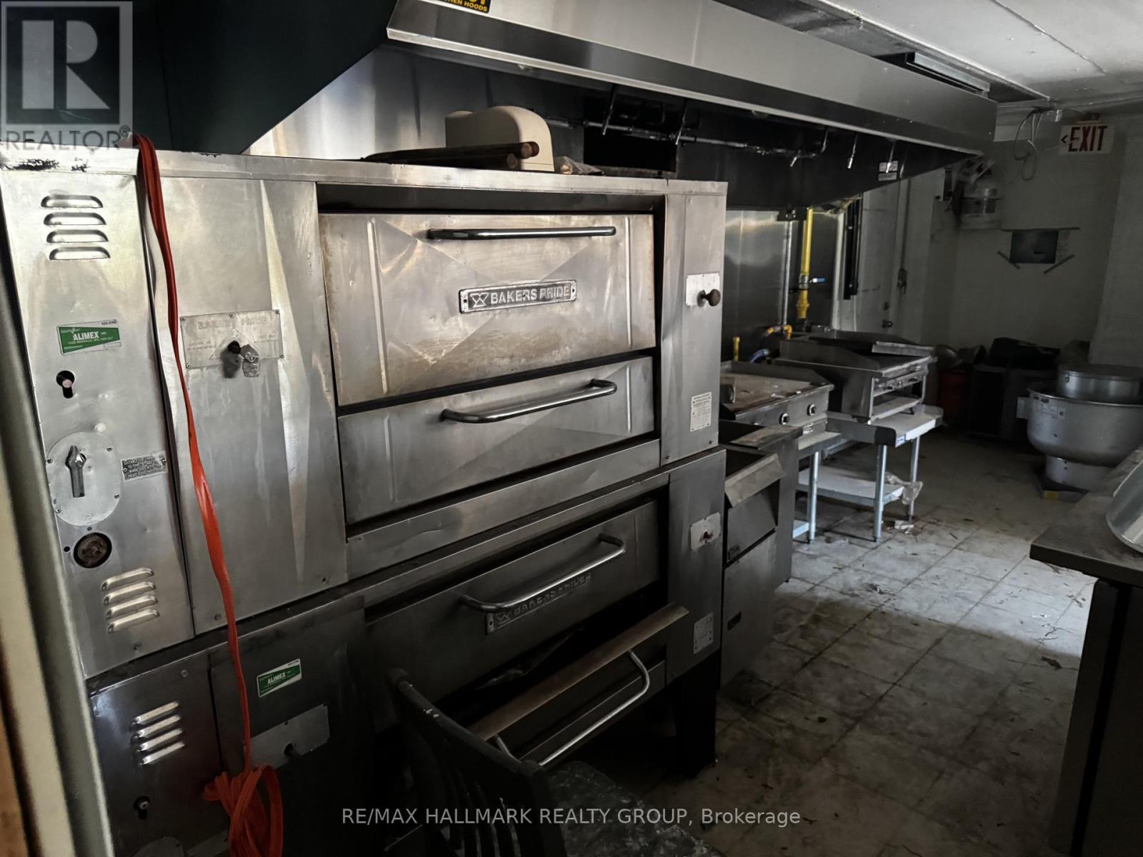 8228 Victoria Street, Ottawa, Ontario  K0A 2P0 - Photo 3 - X12756982