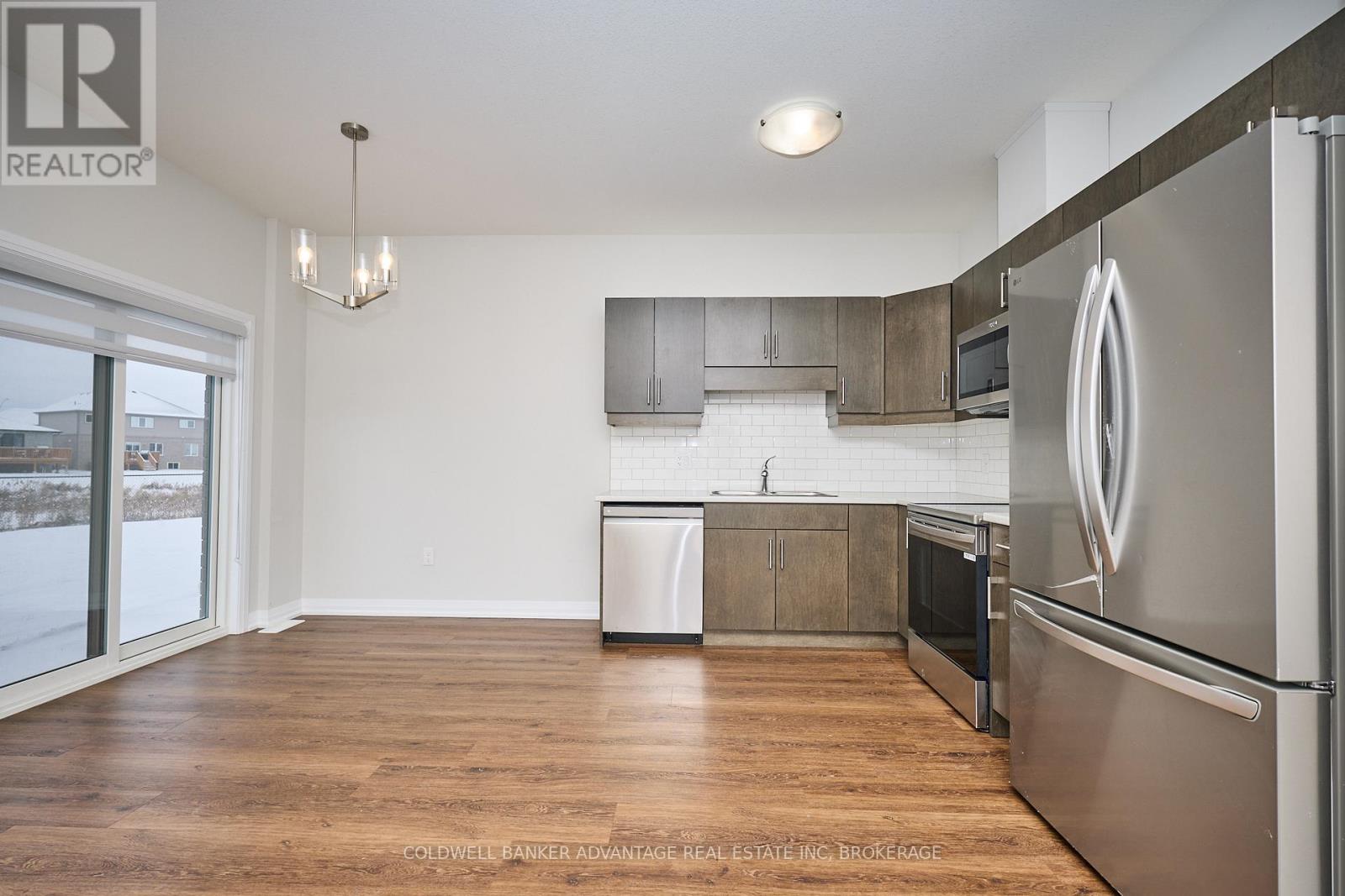 90 West Creek Court, Welland, Ontario  L3C 0K8 - Photo 12 - X12661456