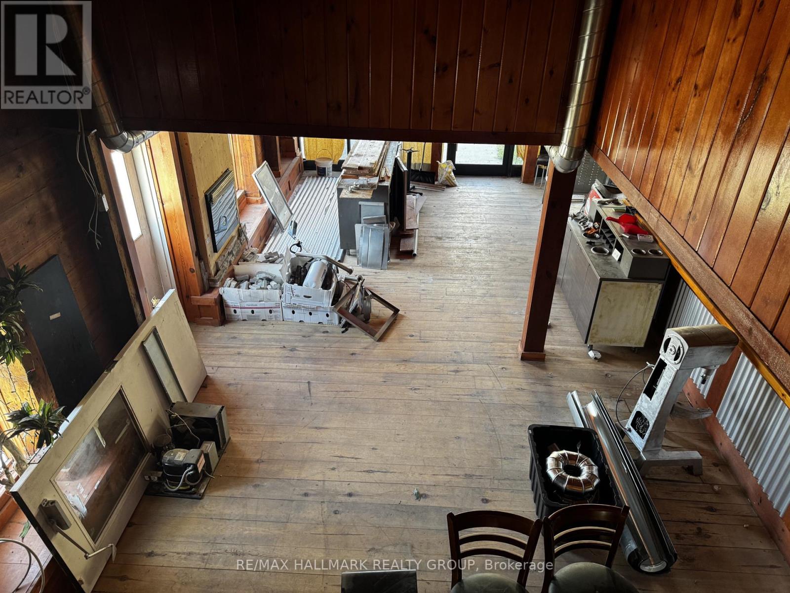 8228 Victoria Street, Ottawa, Ontario  K0A 2P0 - Photo 9 - X12756982