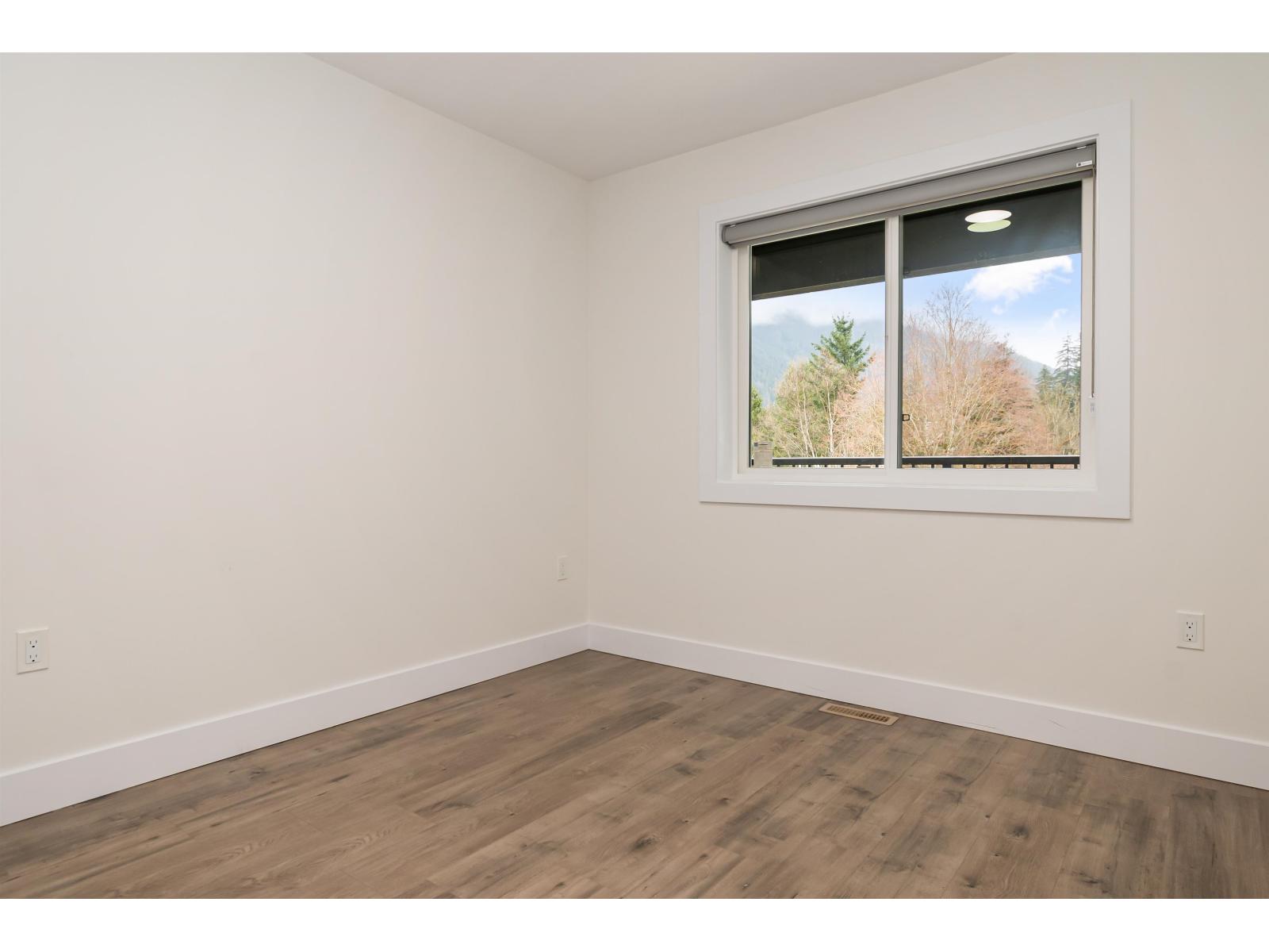 2 21088 Lakeview Crescent, Kawkawa Lake, Hope, British Columbia  V0X 1L1 - Photo 13 - R3085954