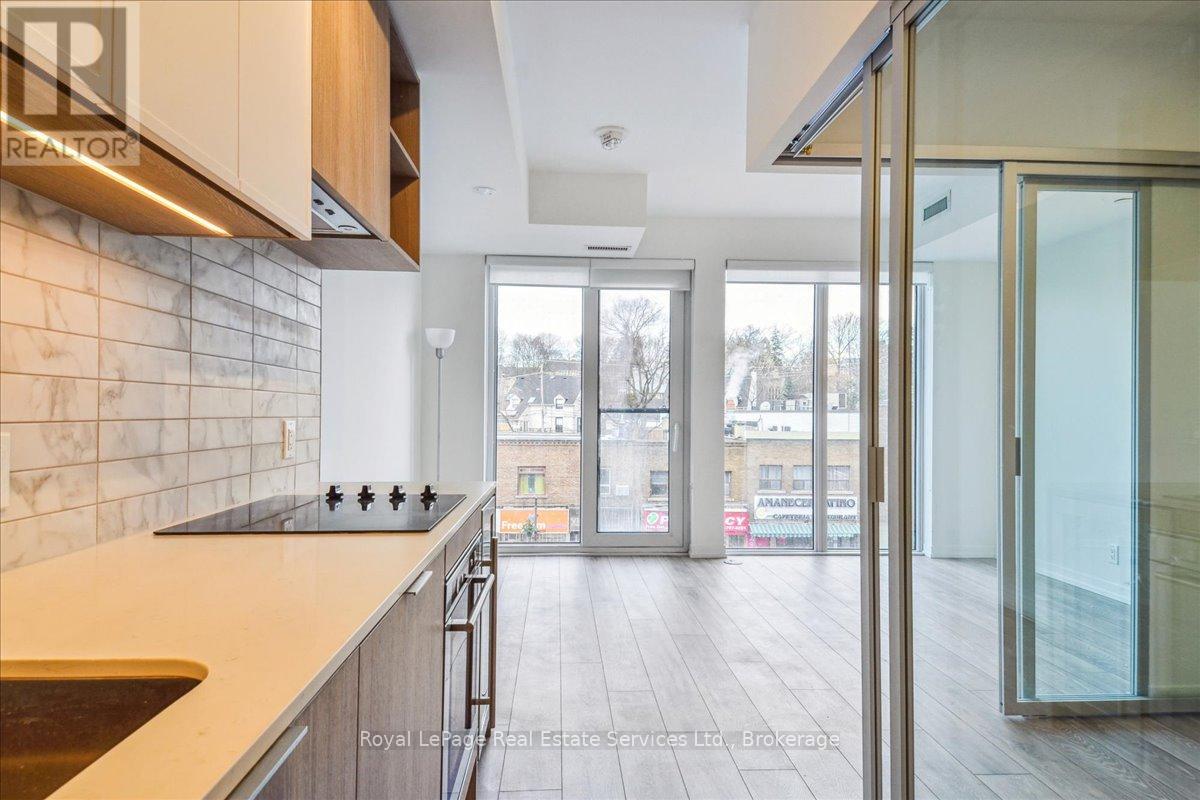 327 - 2020 Bathurst Street, Toronto, Ontario  M5P 0A6 - Photo 3 - C12756600