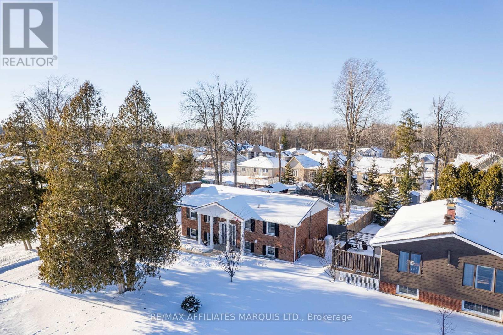 21 Spruce Street, South Stormont, Ontario  K0C 1M0 - Photo 46 - X12757530