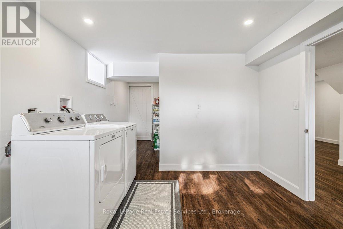 384 Strathcona Drive, Burlington, Ontario  L7L 2E5 - Photo 26 - W12756744