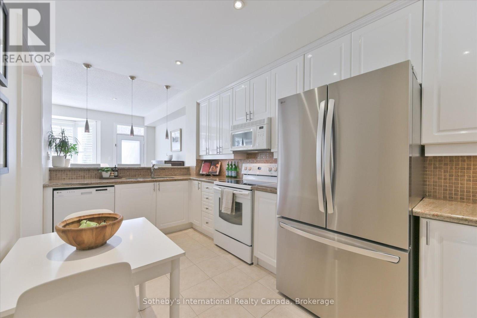 21 - 300 Ravineview Way, Oakville (Wc Wedgewood Creek), Ontario  L6H 7J1 - Photo 12 - W12757884