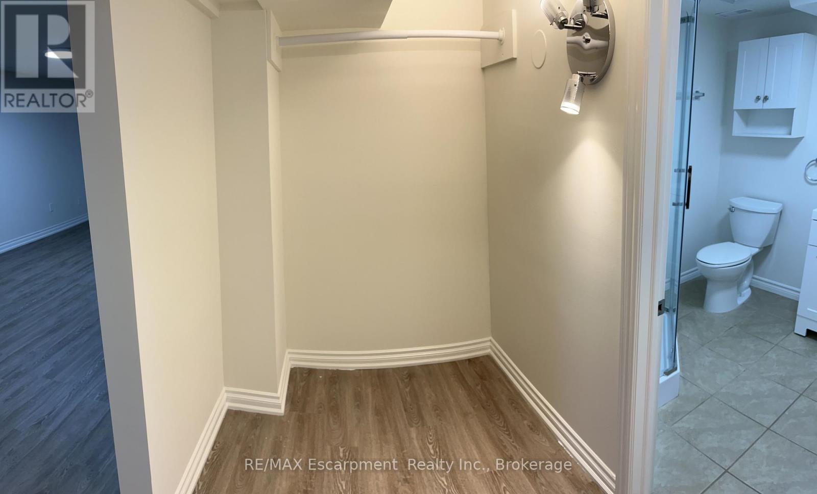 Lower - 2093 Maplewood Drive, Burlington (Brant), Ontario  L7R 2C6 - Photo 30 - W12757758