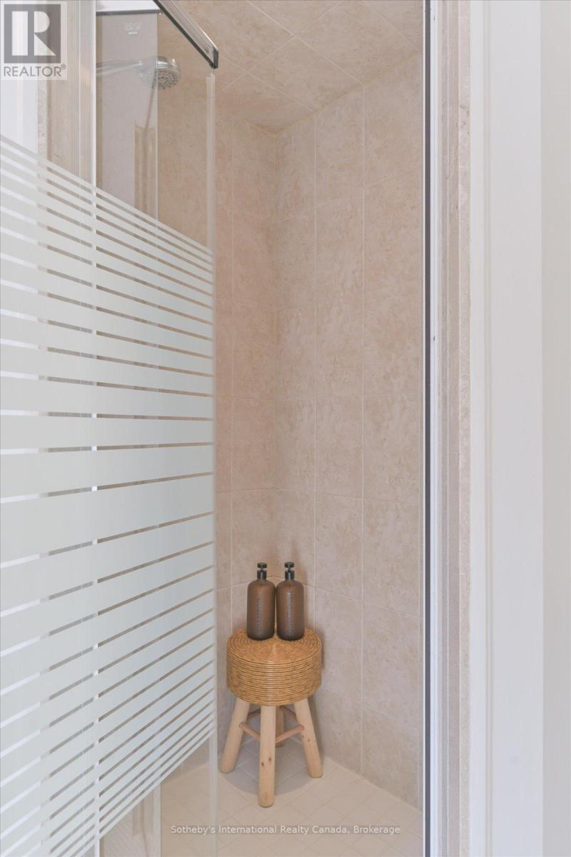 21 - 300 Ravineview Way, Oakville (Wc Wedgewood Creek), Ontario  L6H 7J1 - Photo 23 - W12757884