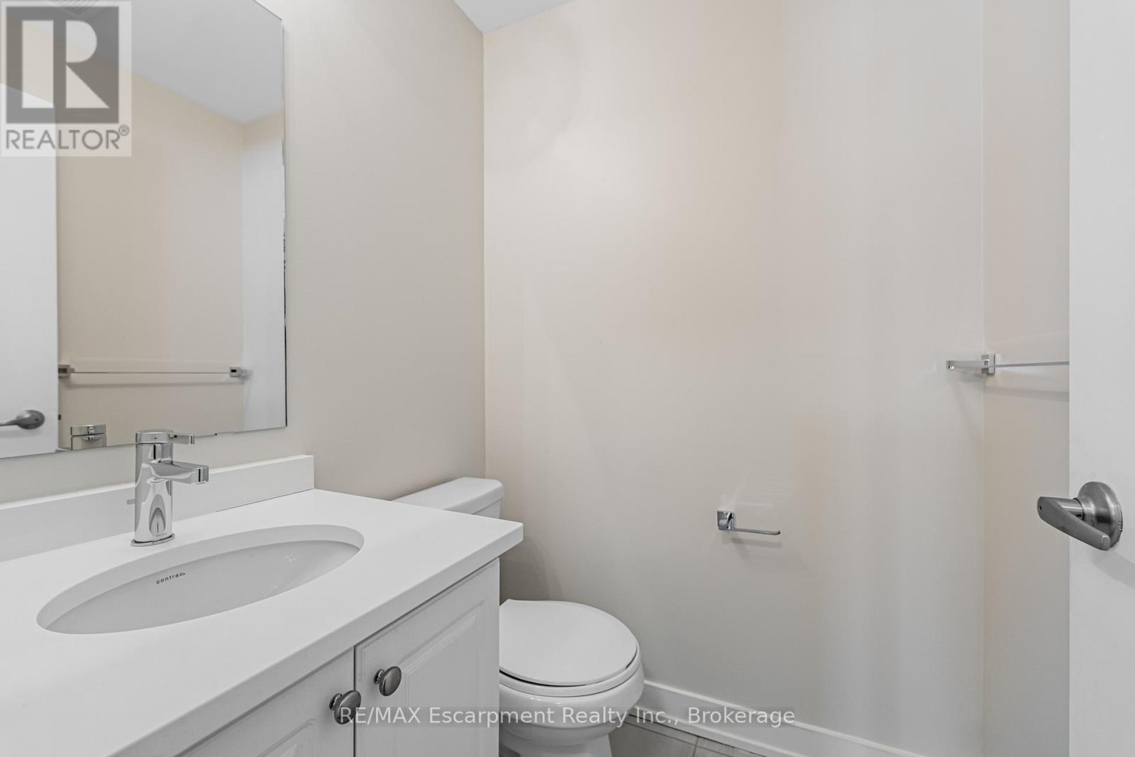 18 - 590 North Service Road, Hamilton, Ontario  L8E 0K5 - Photo 23 - X12756792