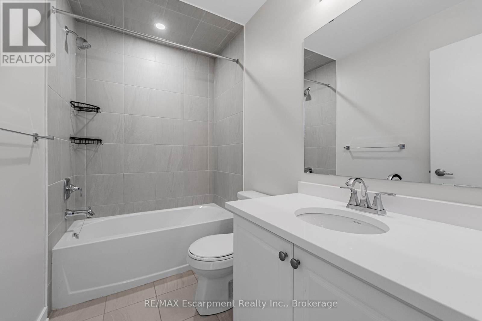 18 - 590 North Service Road, Hamilton, Ontario  L8E 0K5 - Photo 34 - X12756792