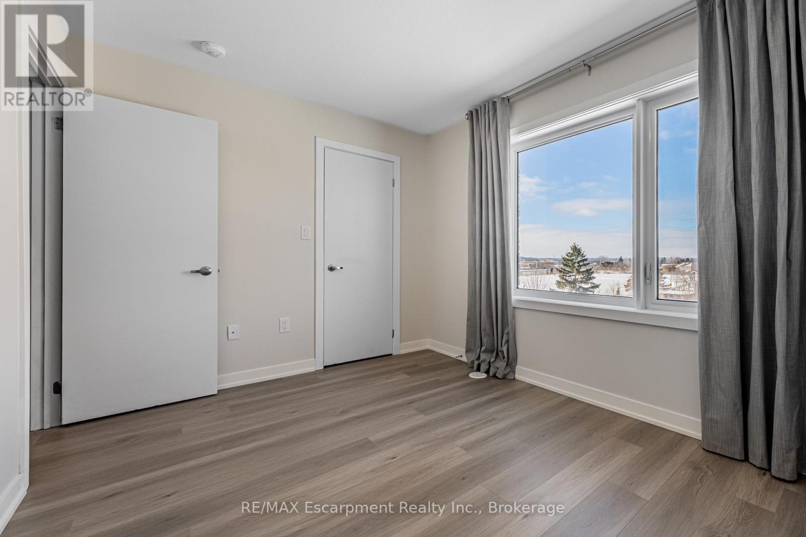 18 - 590 North Service Road, Hamilton, Ontario  L8E 0K5 - Photo 33 - X12756792