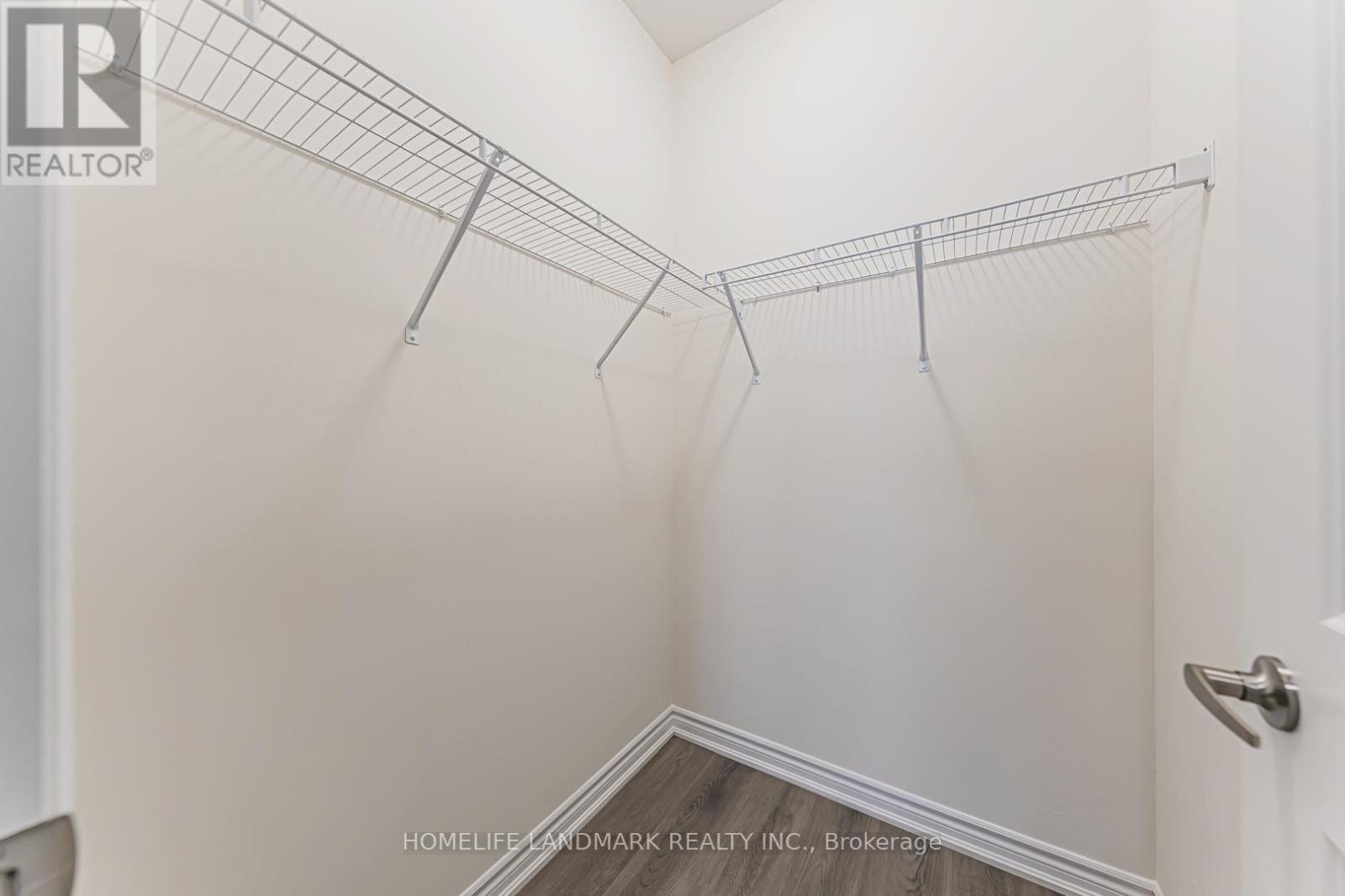 85 Jonkman Boulevard, Bradford West Gwillimbury (Bradford), Ontario  L3Z 4J9 - Photo 7 - N12757788