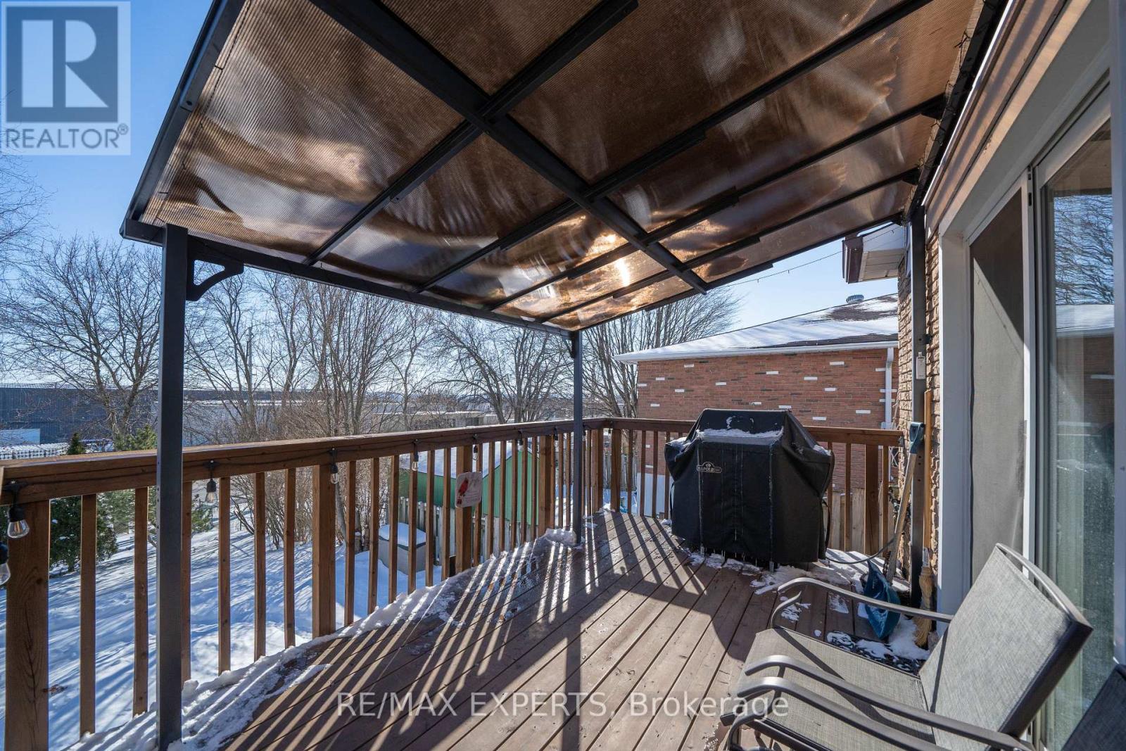 266 Britannia Avenue, Bradford West Gwillimbury (Bradford), Ontario  L3Z 1A7 - Photo 18 - N12757804