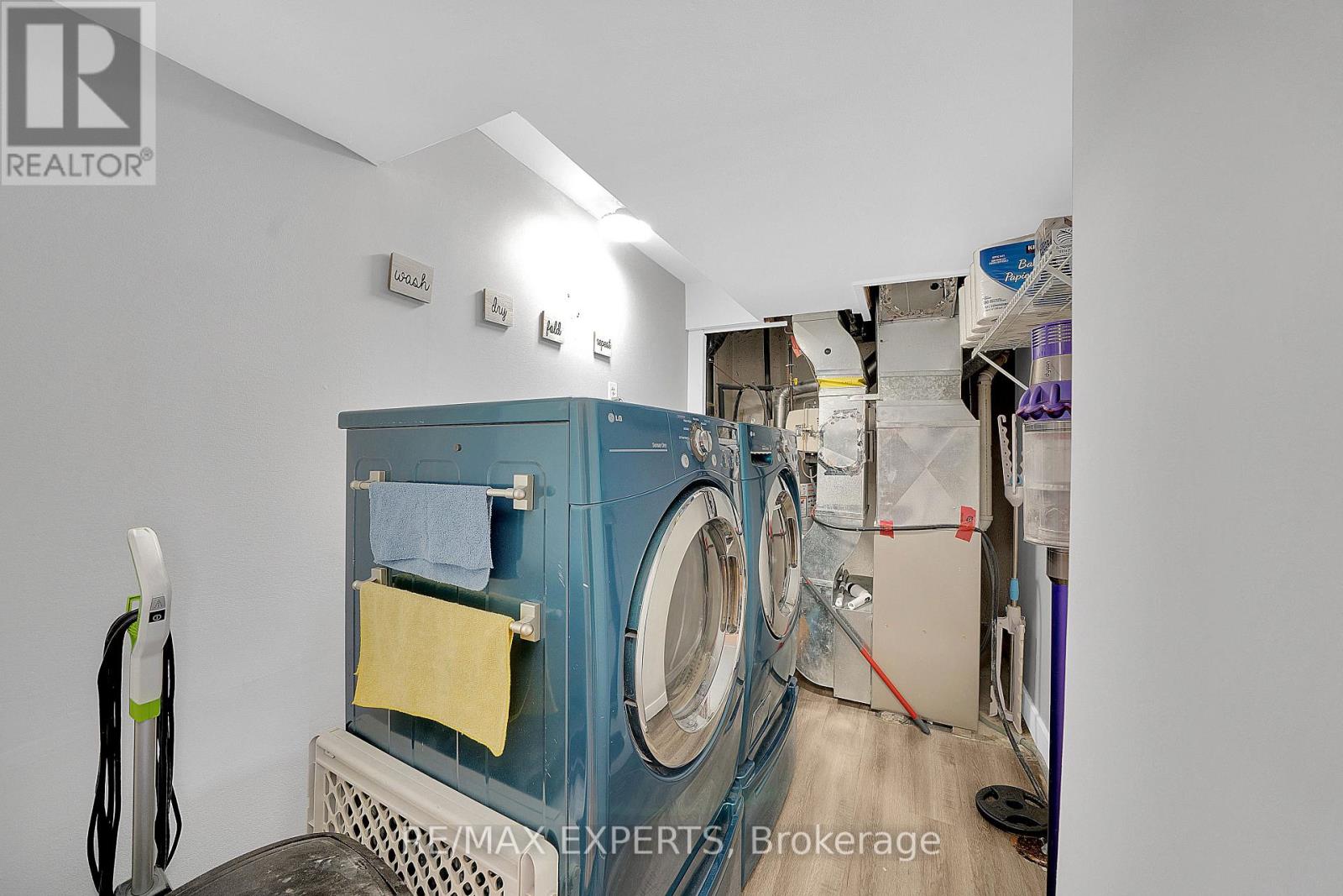 266 Britannia Avenue, Bradford West Gwillimbury (Bradford), Ontario  L3Z 1A7 - Photo 35 - N12757804