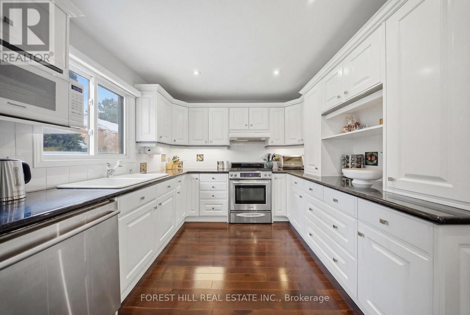 12 Felicia Court, Vaughan, Ontario  L4J 5K6 - Photo 14 - N12757828