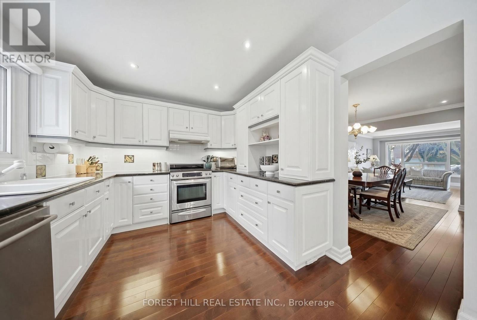 12 Felicia Court, Vaughan, Ontario  L4J 5K6 - Photo 15 - N12757828