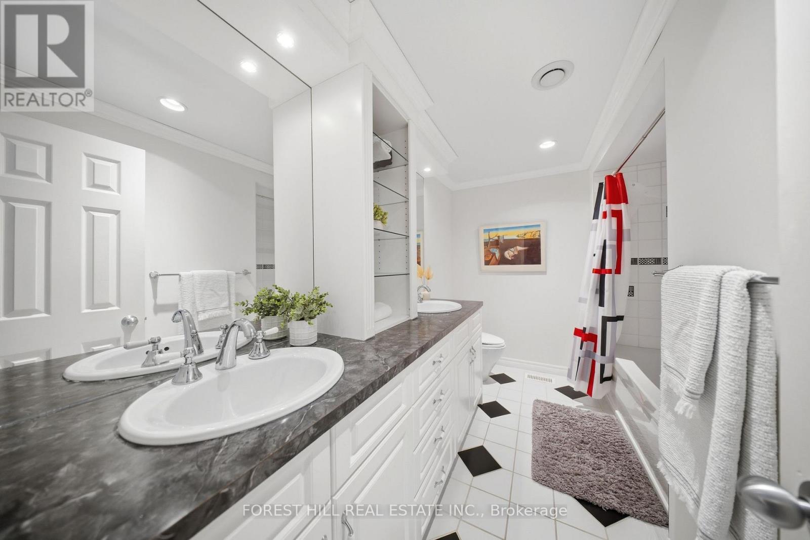 12 Felicia Court, Vaughan, Ontario  L4J 5K6 - Photo 35 - N12757828