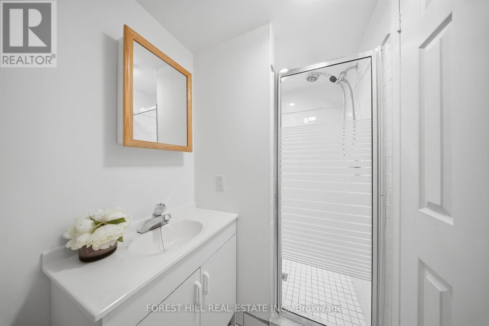 12 Felicia Court, Vaughan, Ontario  L4J 5K6 - Photo 42 - N12757828