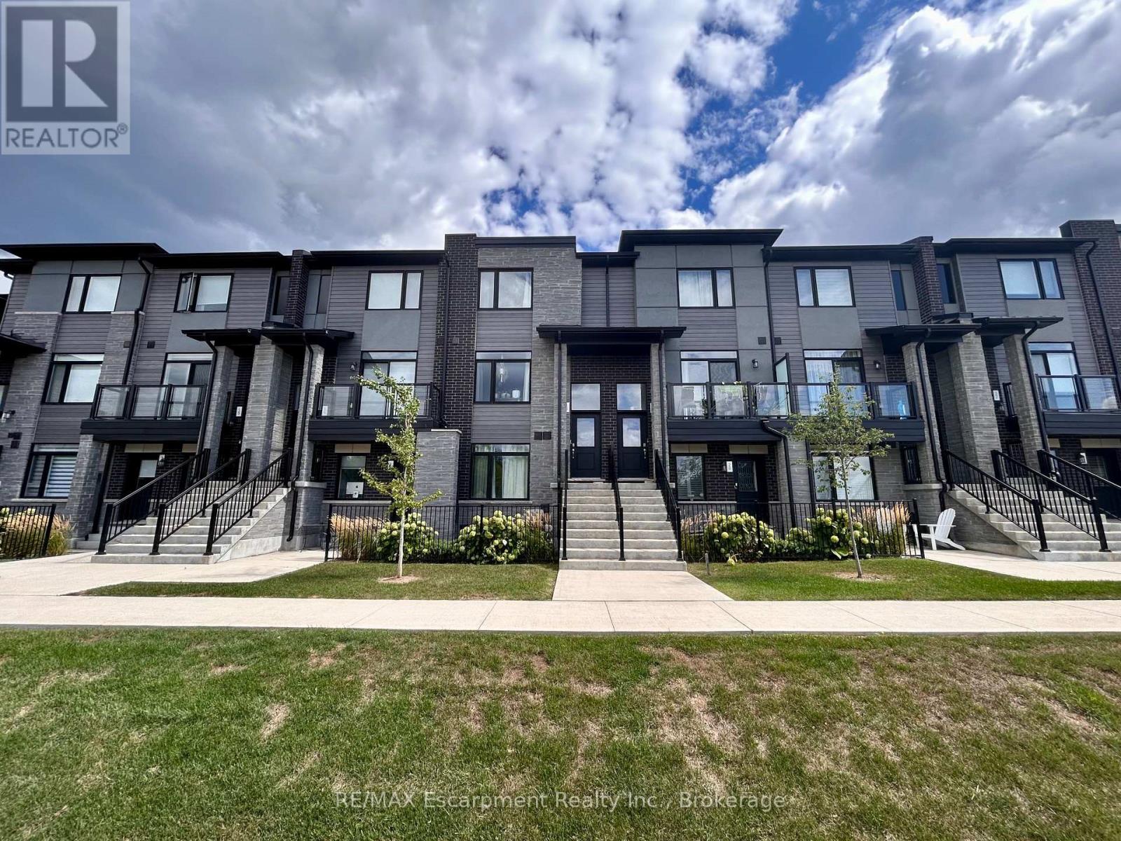 18 - 590 North Service Road, Hamilton, Ontario  L8E 0K5 - Photo 3 - X12756792