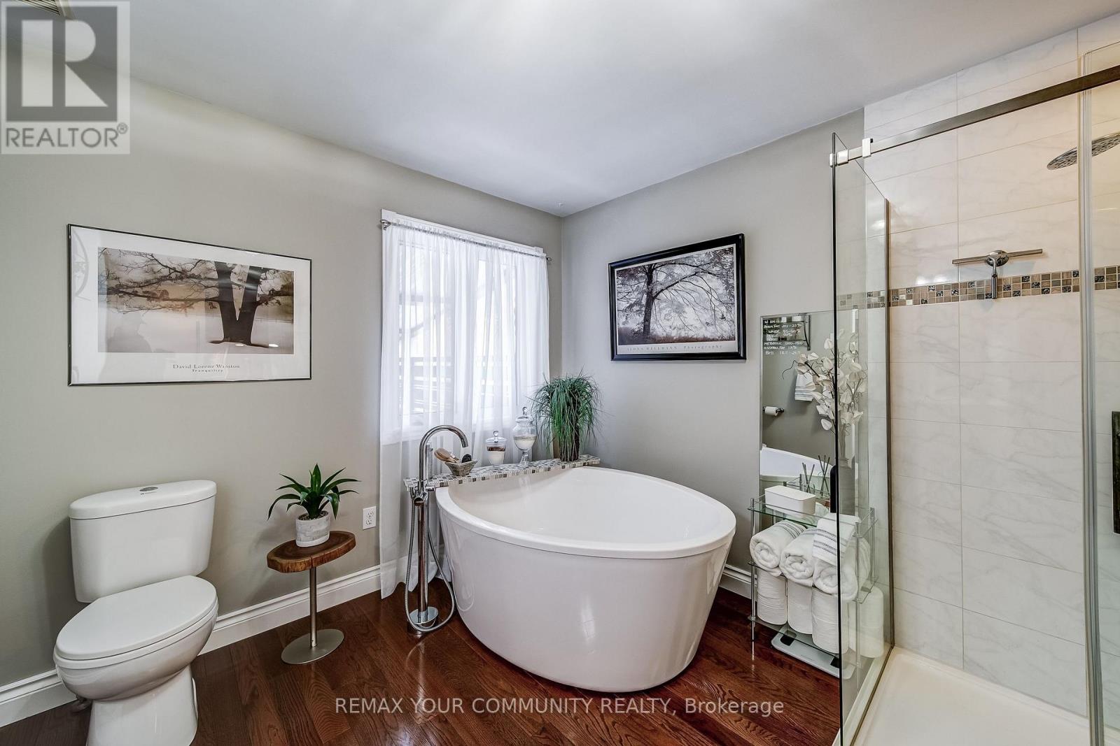 53 Highcastle Avenue, Georgina, Ontario  L4P 4B4 - Photo 19 - N12757890