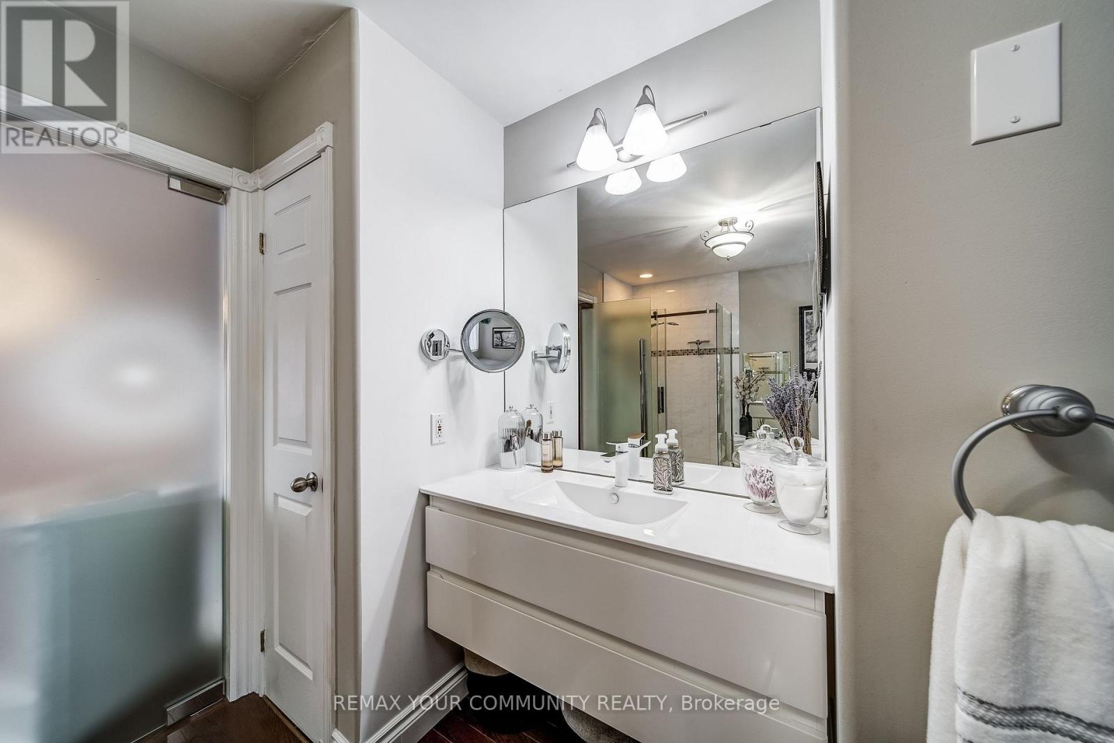 53 Highcastle Avenue, Georgina, Ontario  L4P 4B4 - Photo 21 - N12757890