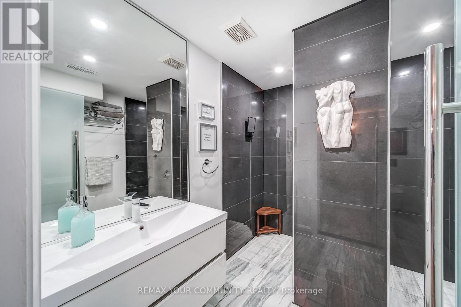 53 Highcastle Avenue, Georgina, Ontario  L4P 4B4 - Photo 32 - N12757890