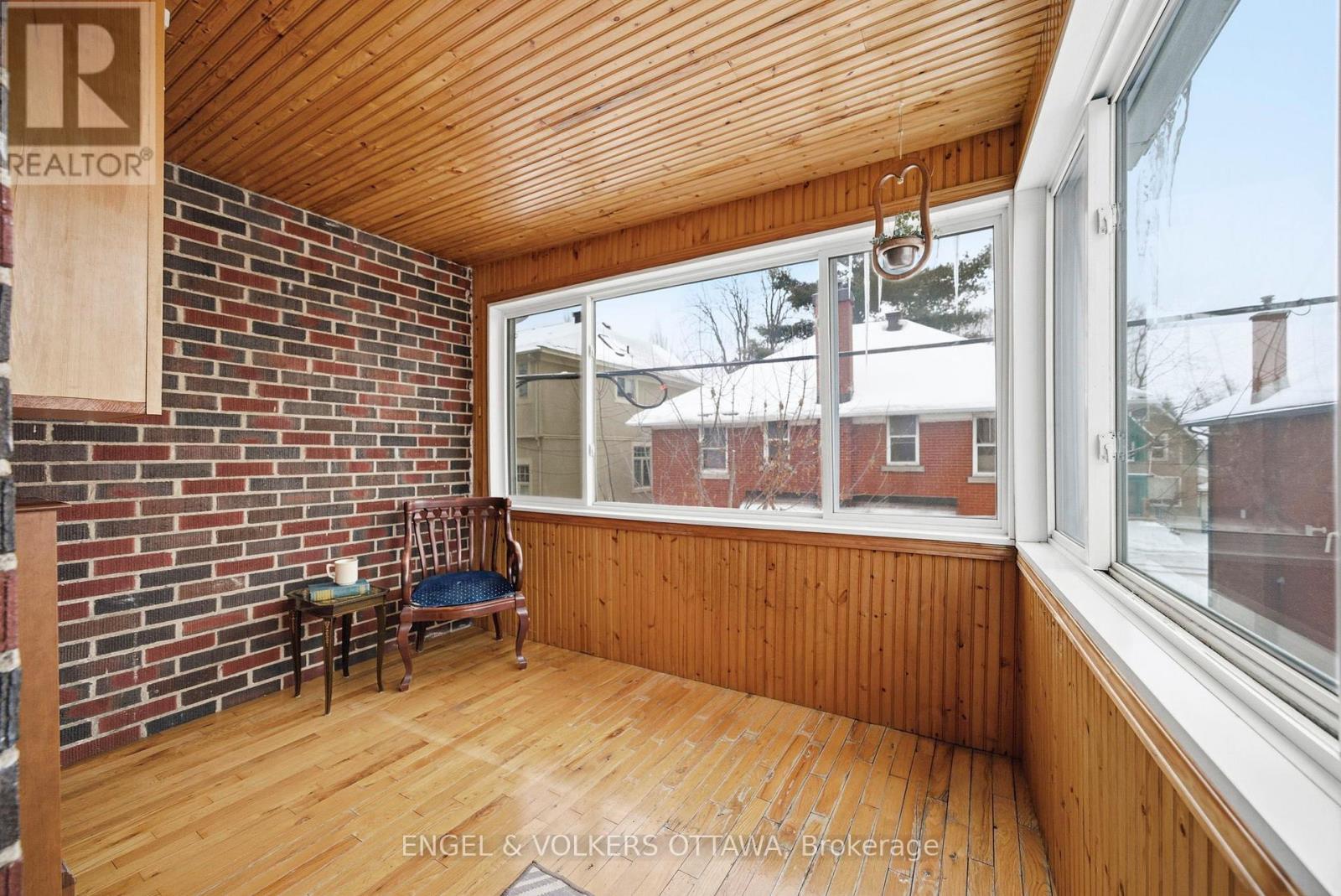 407 Echo Drive, Ottawa, Ontario  K1S 1N5 - Photo 11 - X12757274