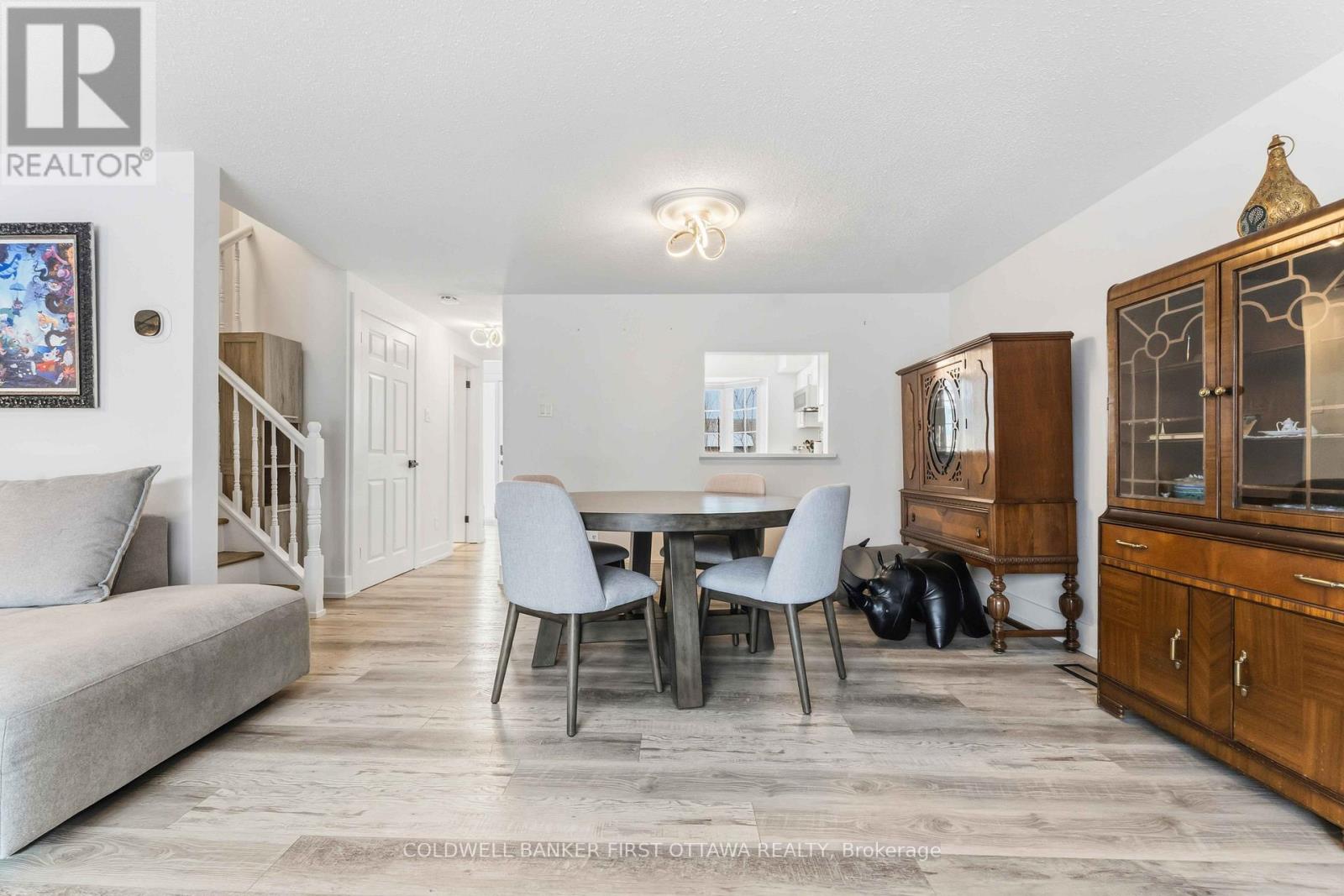 33 Monterey Drive, Ottawa, Ontario  K2H 7A9 - Photo 9 - X12757786