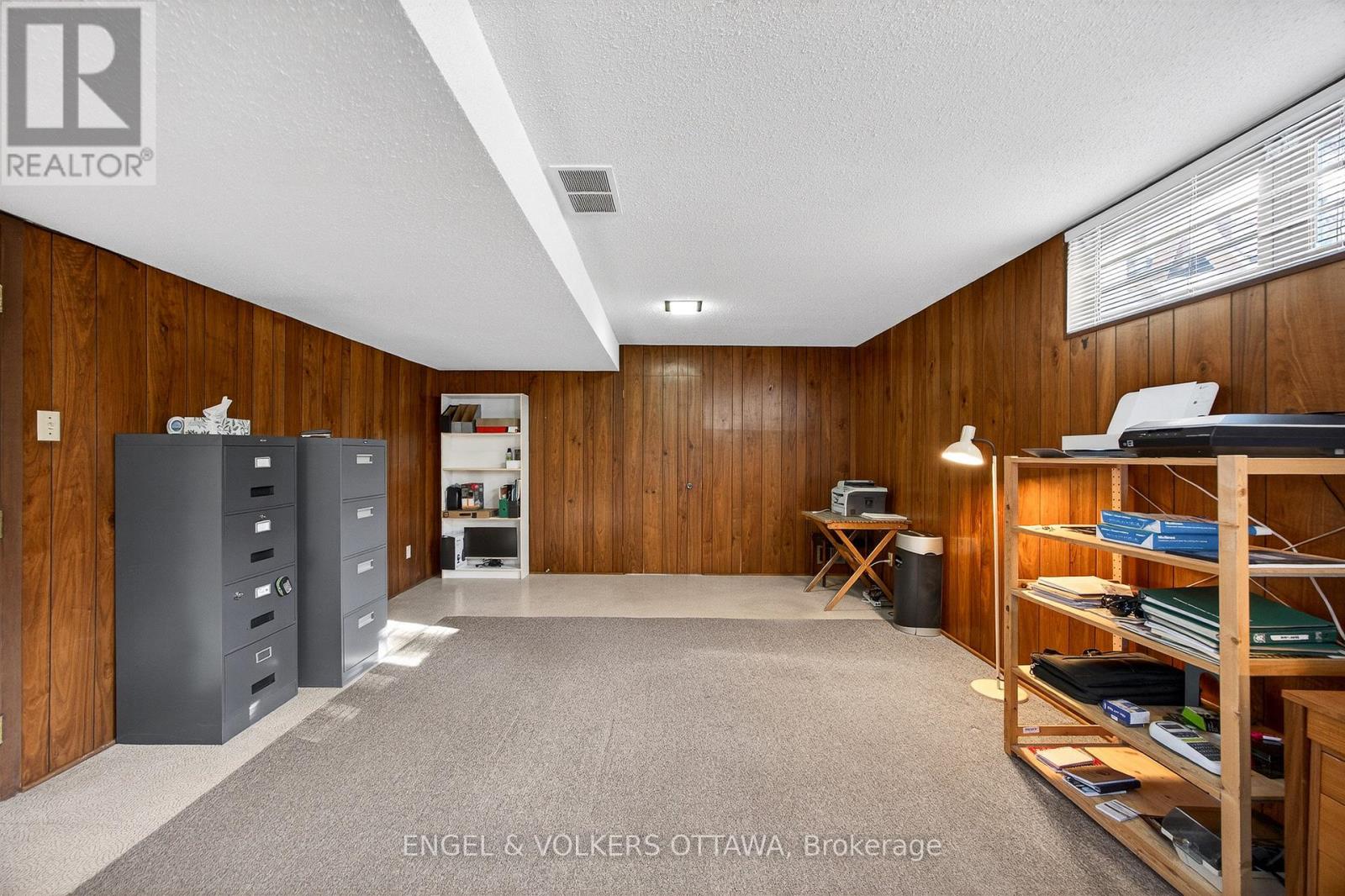 34 Wallford Way, Ottawa, Ontario  K2E 6B6 - Photo 31 - X12757948