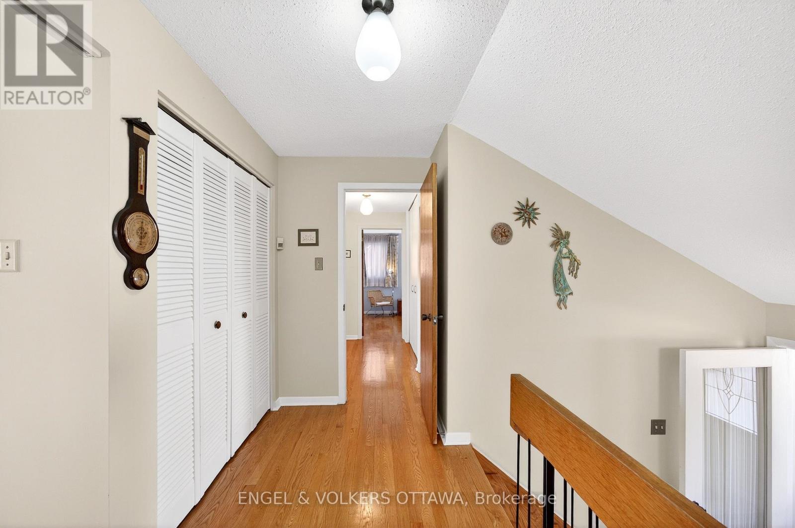 34 Wallford Way, Ottawa, Ontario  K2E 6B6 - Photo 19 - X12757948