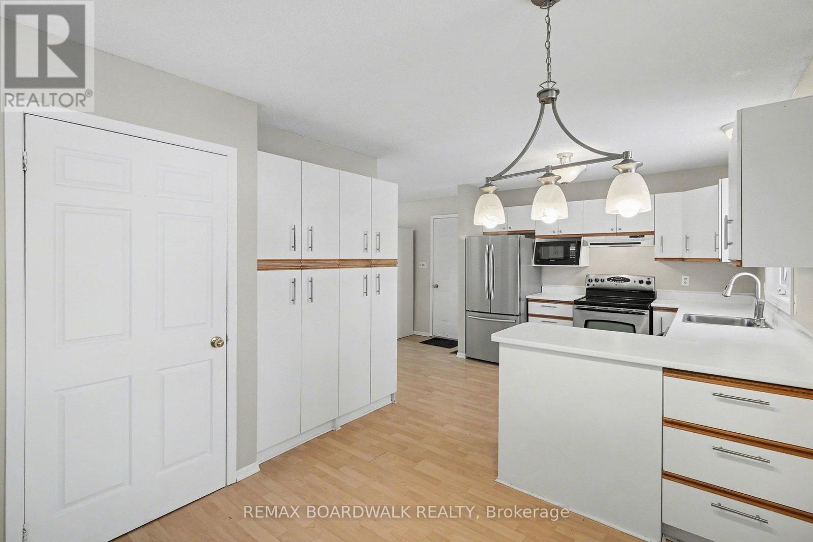 16319 Seventh Road, North Stormont, Ontario  K0C 1W0 - Photo 10 - X12757932