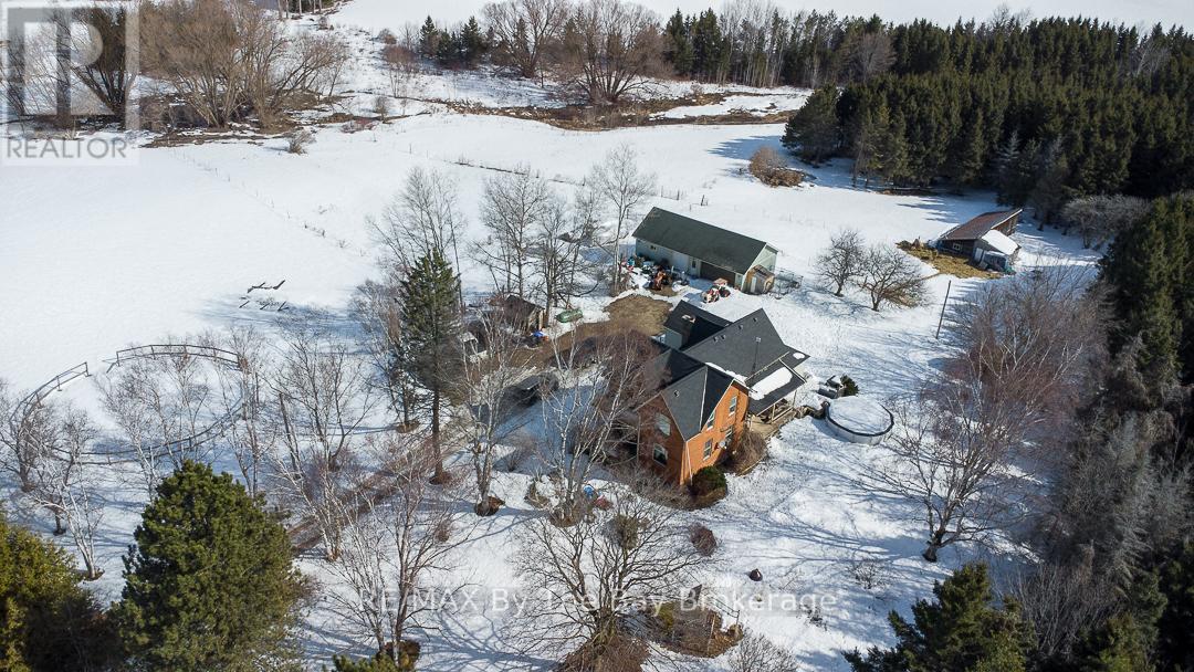 2553 County 42 Road, Clearview, Ontario  L0M 1S0 - Photo 23 - S12757382