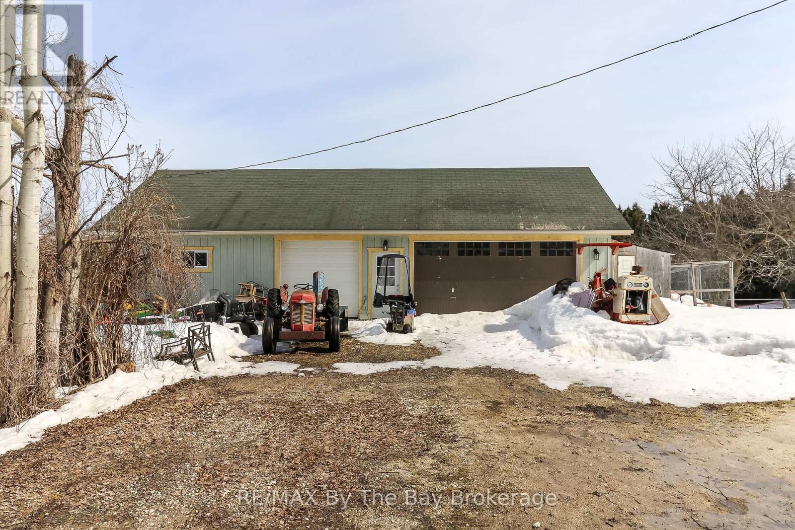 2553 County 42 Road, Clearview, Ontario  L0M 1S0 - Photo 44 - S12757382