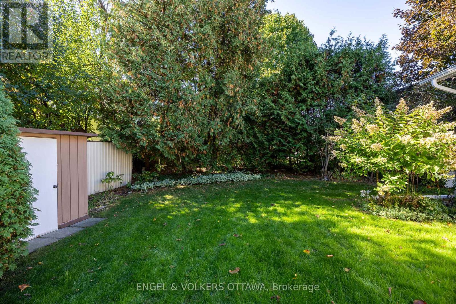 34 Wallford Way, Ottawa, Ontario  K2E 6B6 - Photo 46 - X12757948