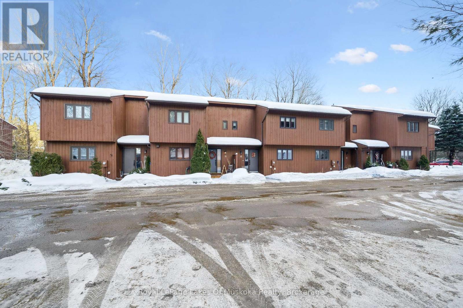 87 Southbank Drive, Bracebridge, Ontario  P1L 1G2 - Photo 2 - X12756756