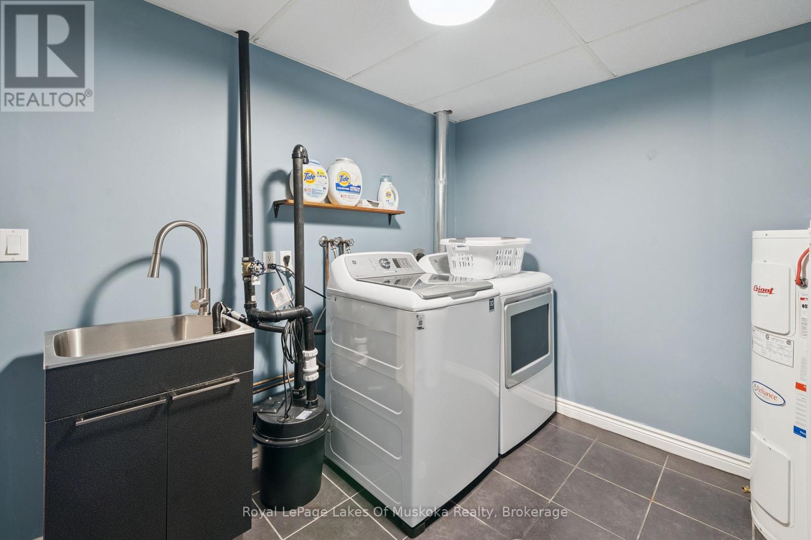 87 Southbank Drive, Bracebridge, Ontario  P1L 1G2 - Photo 25 - X12756756