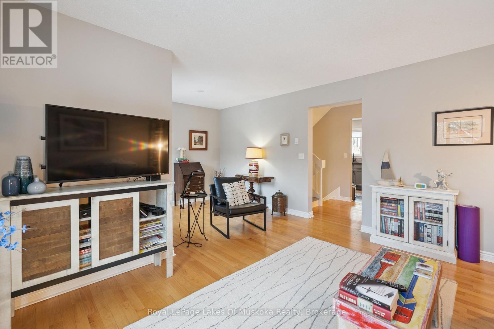 87 Southbank Drive, Bracebridge, Ontario  P1L 1G2 - Photo 8 - X12756756