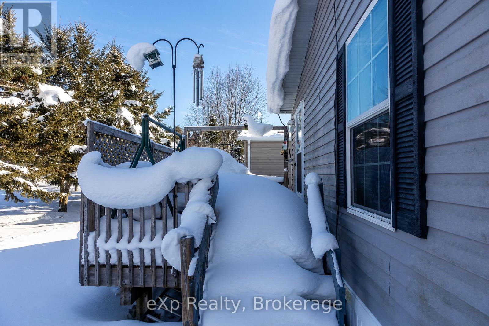 110 Rosewood Drive, Georgian Bluffs, Ontario  N4K 5N5 - Photo 25 - X12756680