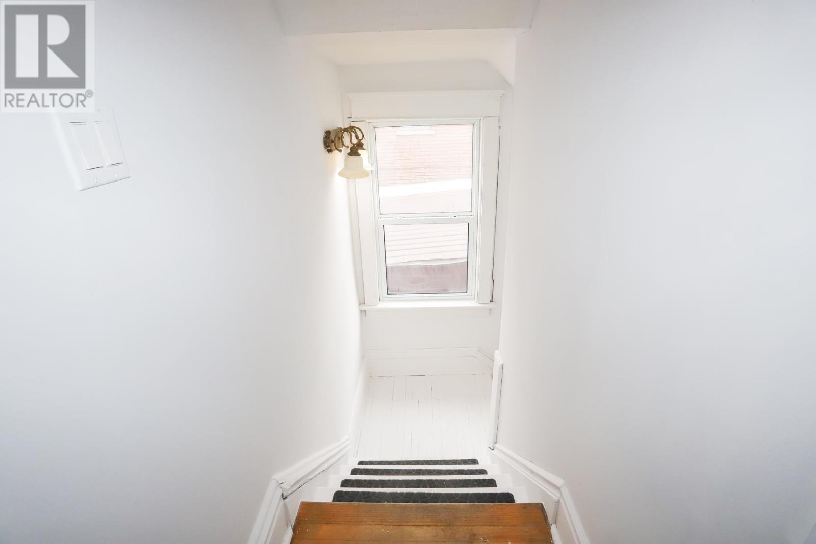 364 Albert St, Sault Ste. Marie, Ontario  P6A 1B7 - Photo 34 - SM260228