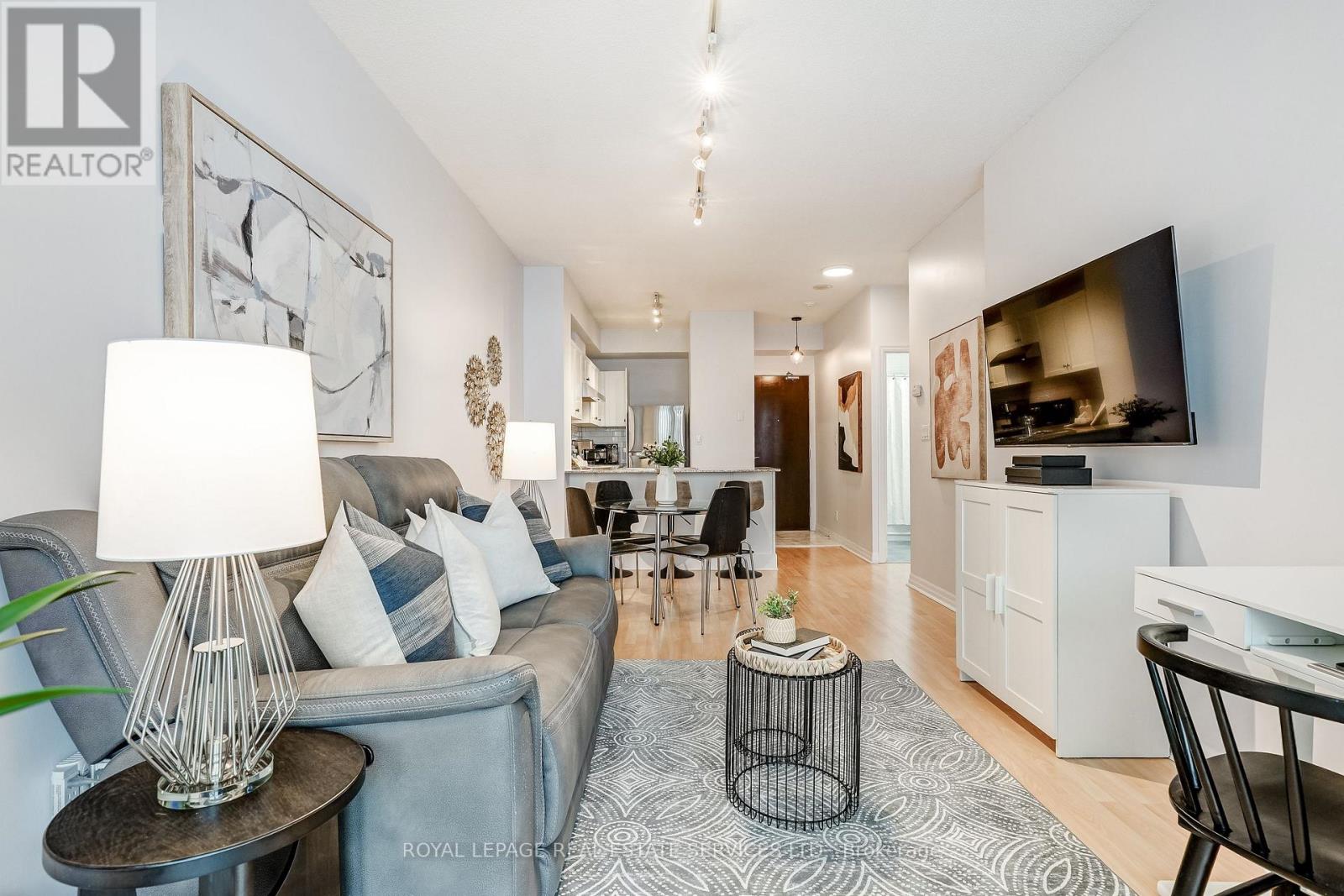 1359 Rathburn Road, Mississauga, Ontario  L4W 5P7 - Photo 19 - W12757802