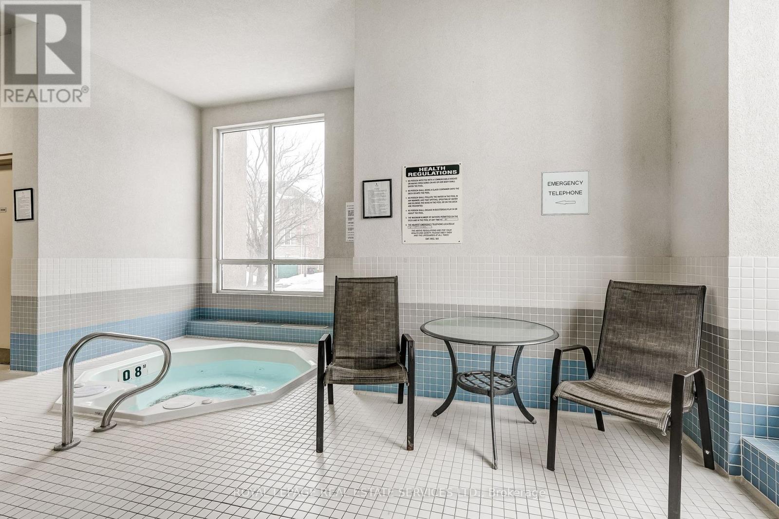 1359 Rathburn Road, Mississauga, Ontario  L4W 5P7 - Photo 33 - W12757802